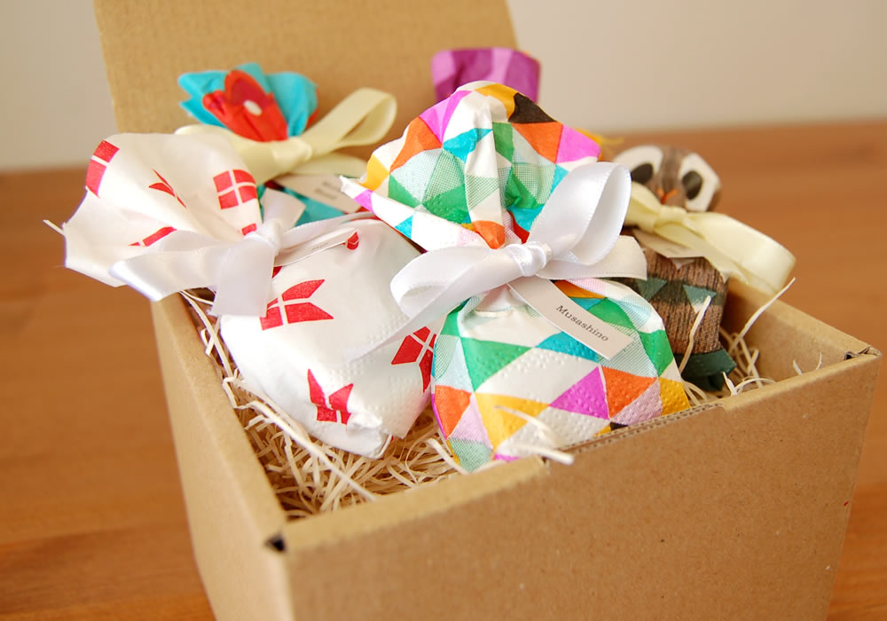 『チャバコ（春の煎茶セット）』の販売を開始しました。